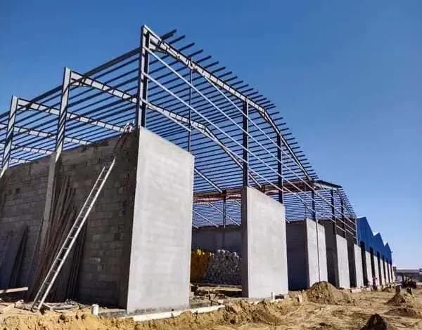 نصائح اختيار الهنجر المناسب في الرياض