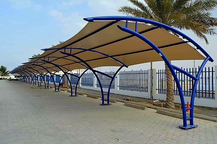 مظلات مواقف السيارات للفلل والمنشآت التجارية في الرياض 2026