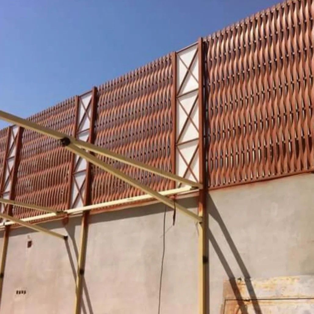 سواتر بأشكال هندسية